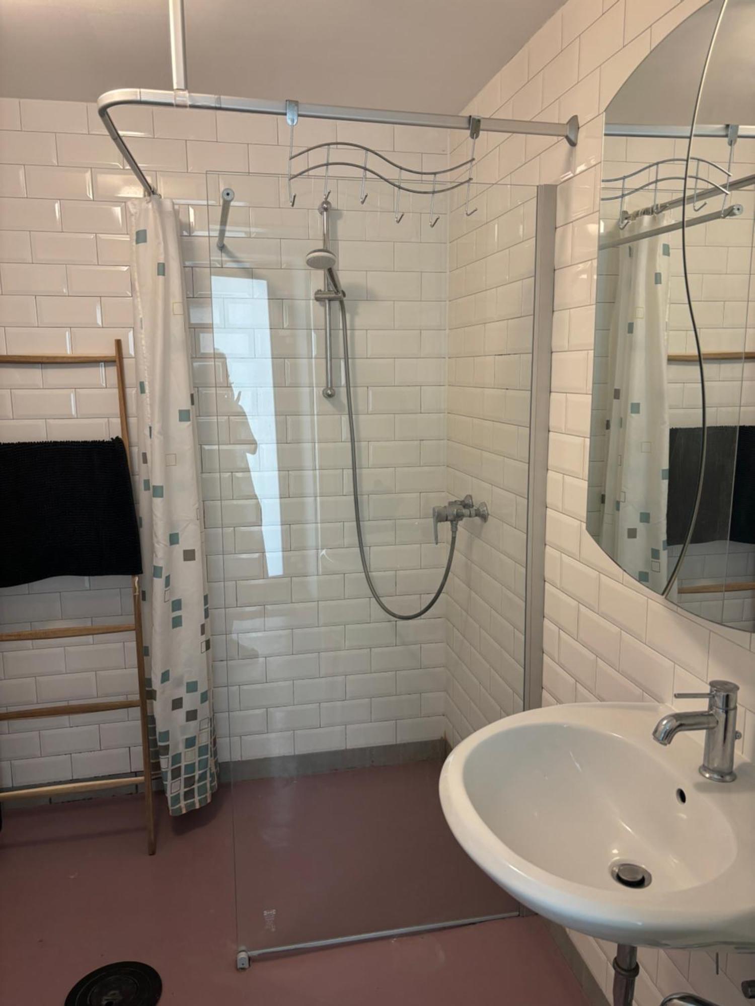 Zentrale Ruhige Ferienwohnung In Берлін Екстер'єр фото